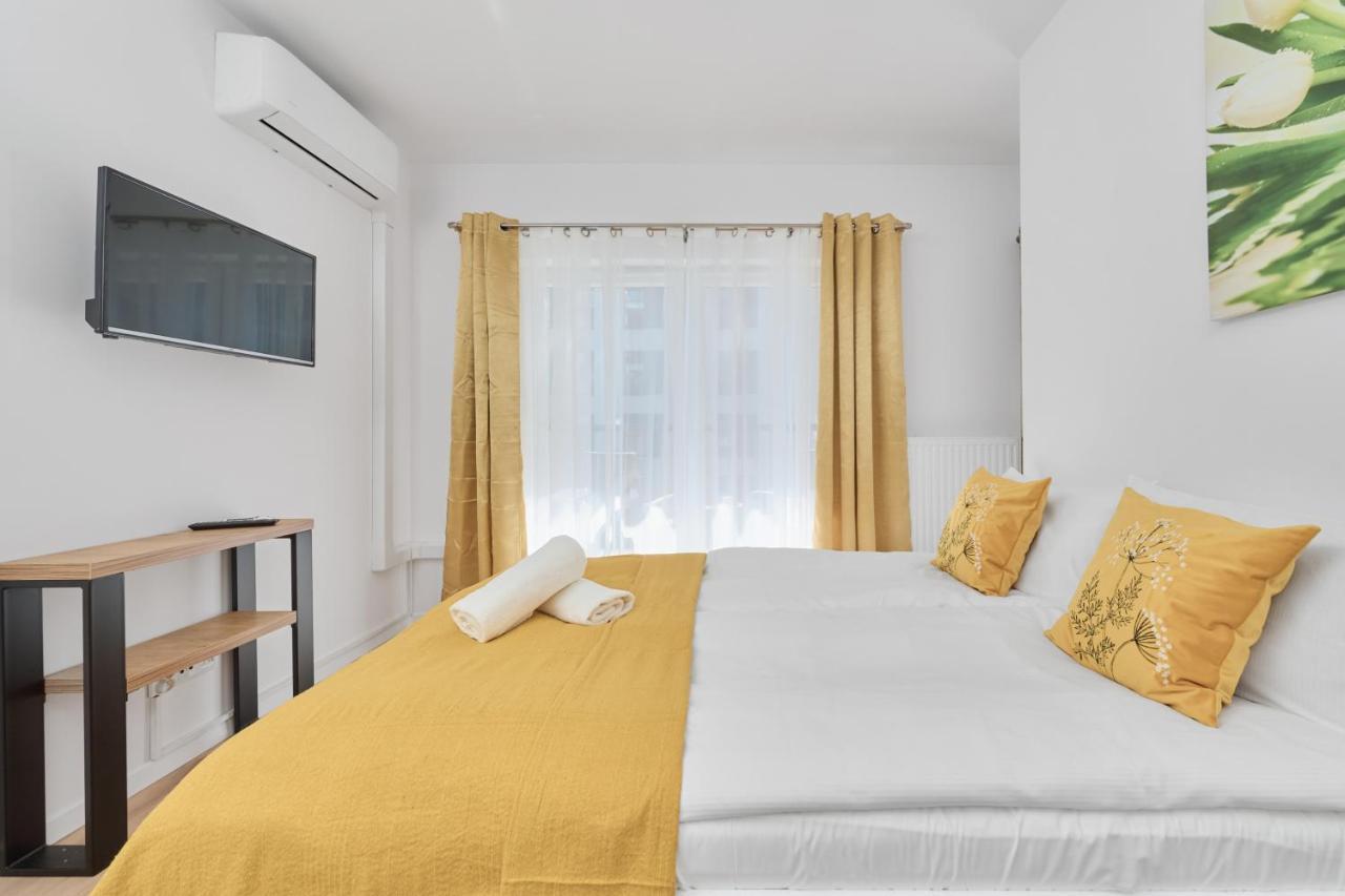 Modern Elegance Apartments Wroclaw With Ac By Noclegi Renters ภายนอก รูปภาพ